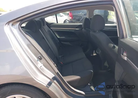 2019 Hyundai Elantra Se из США, поврежденный, VIN 5NPD74LF2KH419770